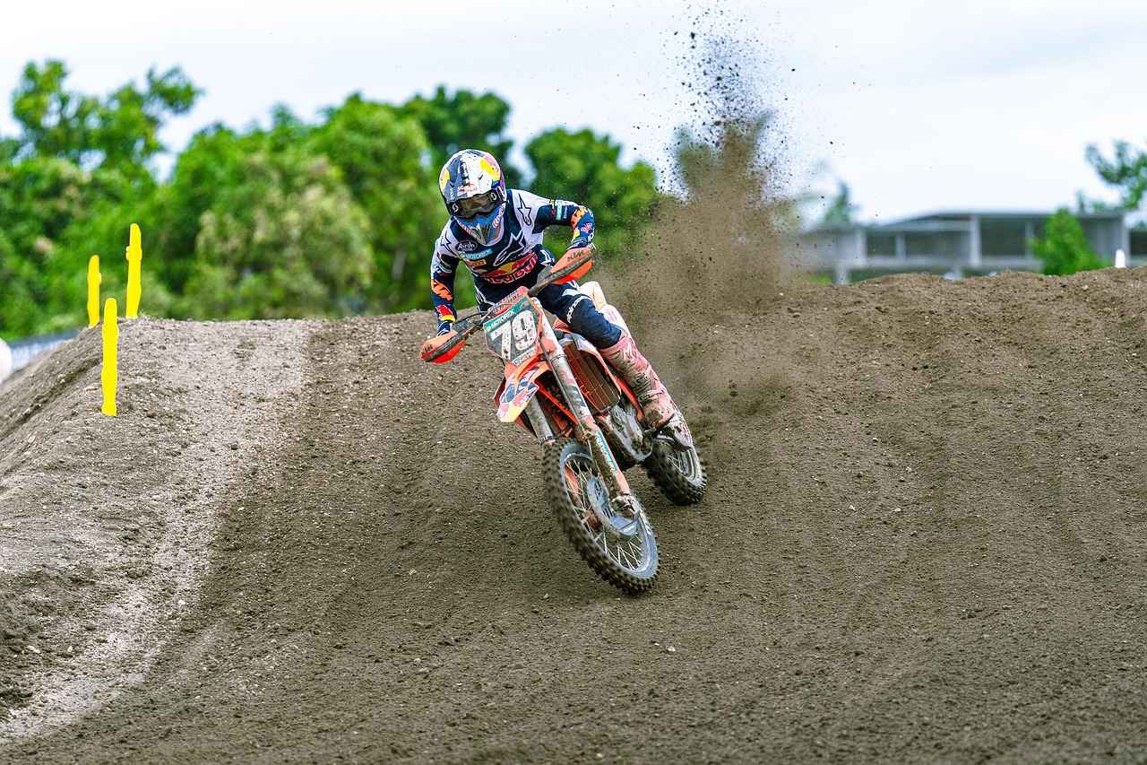 Where to Buy Replacement Wiper Blades for a 2006 Honda Accord?