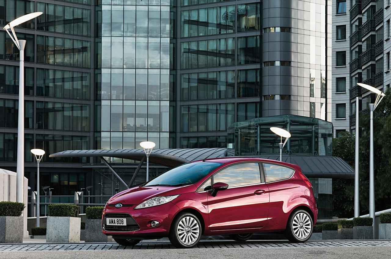 What Are the Best Windshield Wipers for the 2013 Ford Escape?