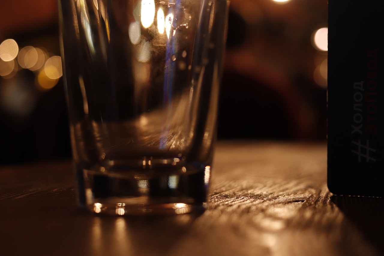 Glasses with Windshield Wipers: A New Concept in Clear Vision