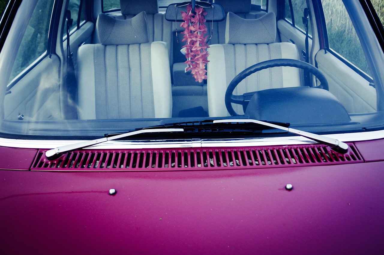 How to Clean Windshield Wipers for a Streak-Free View